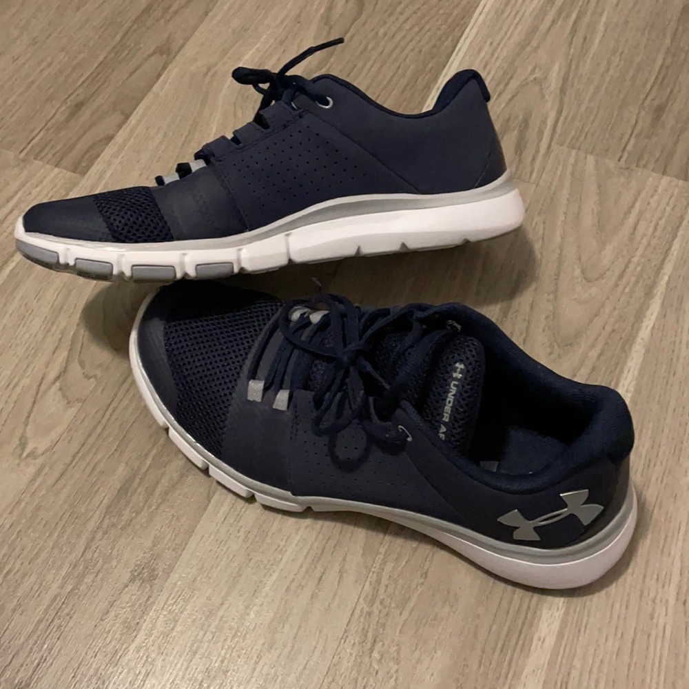Men’s sneakers